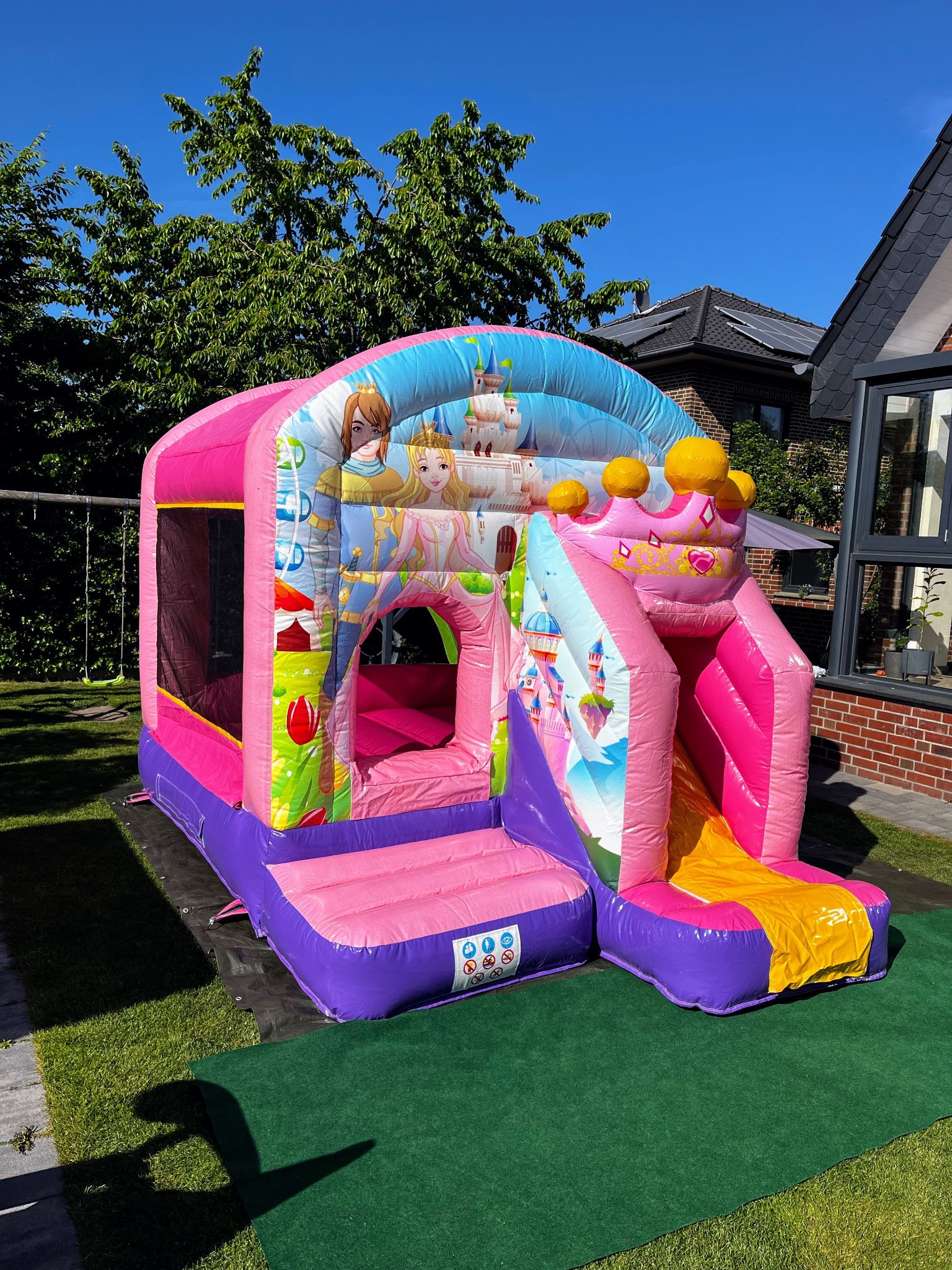 Hüpfburg Prinzessin Bild 1